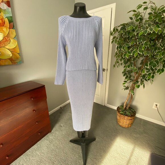Amadi Kingsley Sweater Set - Size L - Light Blue - Picture 2 of 10